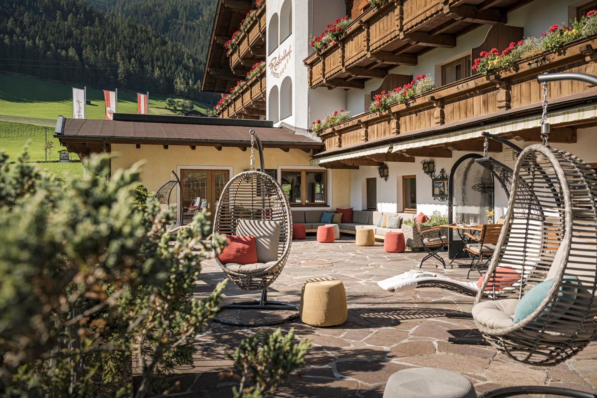 Biohotel Rastbichlhof Neustift im Stubaital Exterior foto