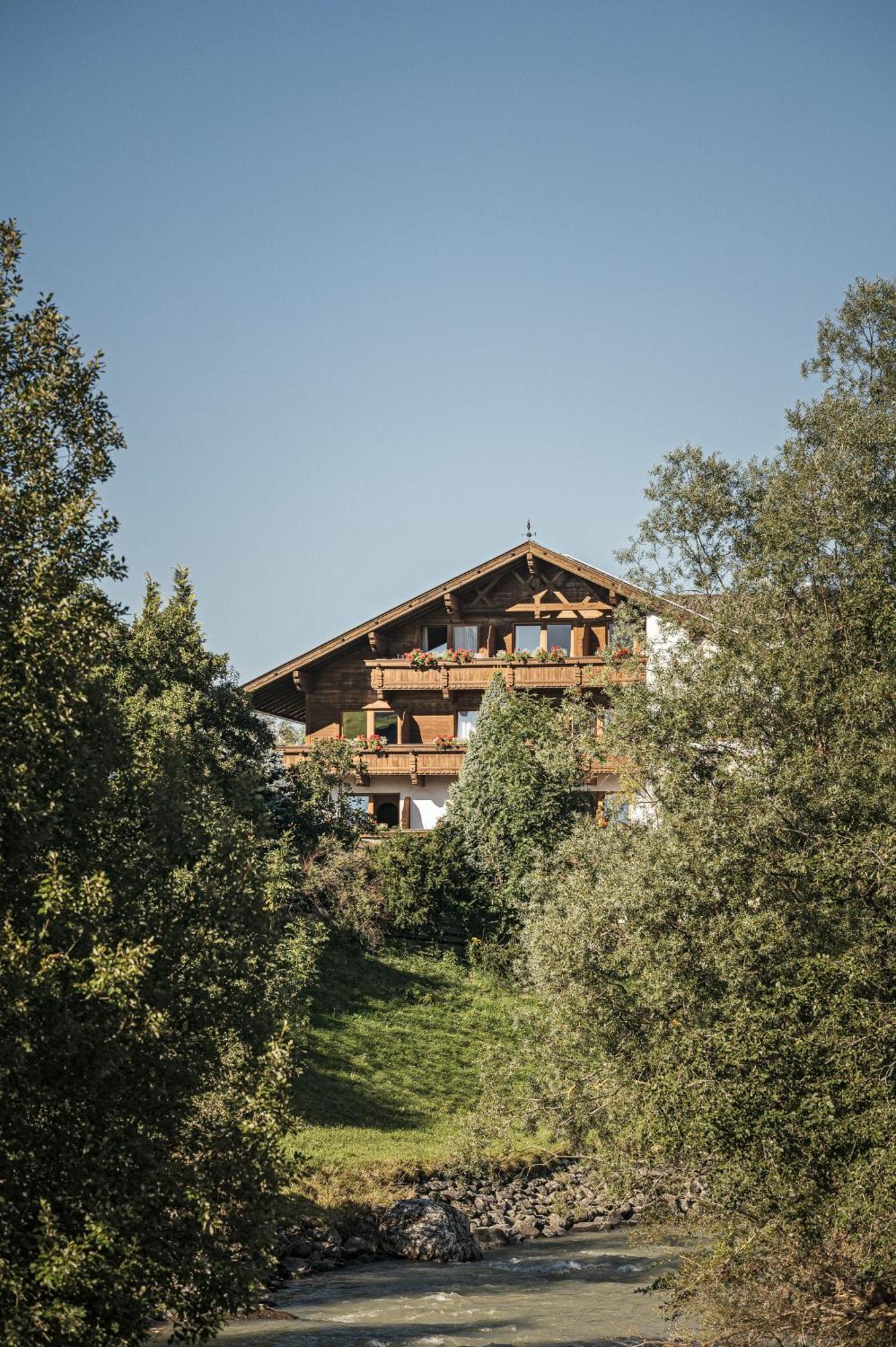 Biohotel Rastbichlhof Neustift im Stubaital Exterior foto